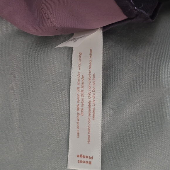 Cacique Pink and Purple Lace Underwire Bra - Picture 11 of 11